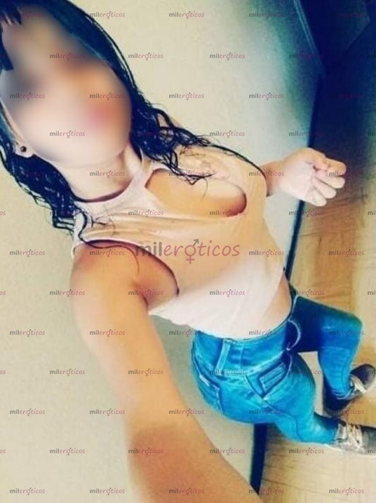 FOTOS DE ASÍ COMO ME VES SOY UNA PERRITA SUPER CALIENTE MI AMOR