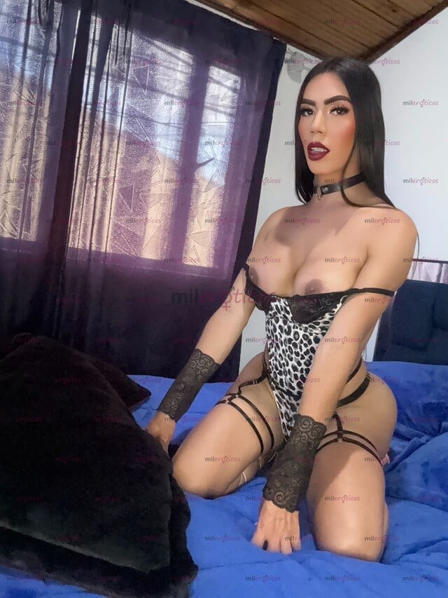 FOTOS DE ASHLY GOMEZ LA MEZCLA PERFECTA REFINADA, EDUCADA, CULTA Y MUY ADICTA EN EL SEXO