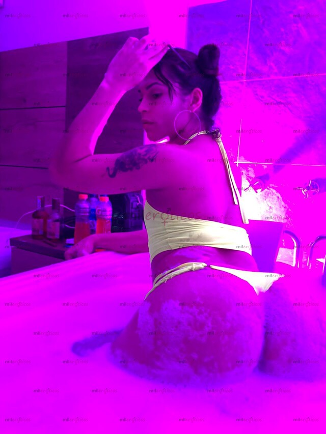 FOTOS DE VERGONA CULONA Y MUY TRAVIESA TE ESPERO HUMEDA Y EXITADA HAZME TUYA