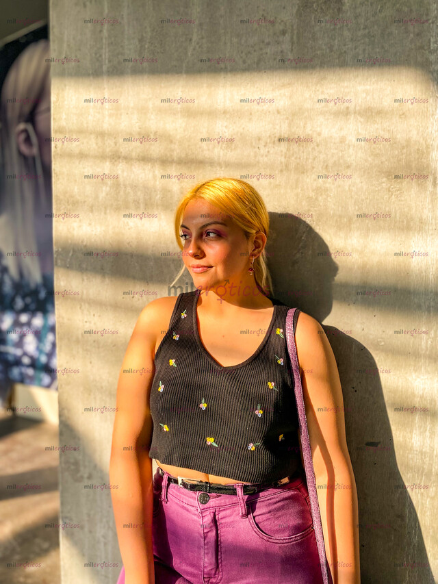 FOTOS DE SOFI , DISCRETA , COMPLACIENTE Y DISPONIBLE PARA TI CON LUGAR EN MTY