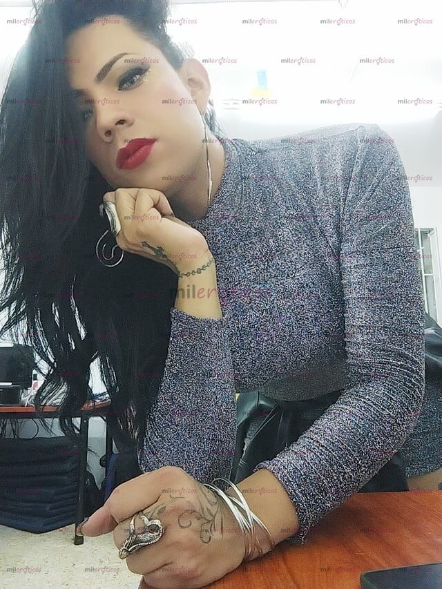 FOTOS DE ALGUNA VEZ TE QUISISTE COMER ALA VECINA? YO TE PUEDO CUMPLIR LA FANTASÍA