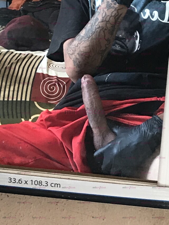 FOTOS DE MORENO DELGADO TATUADO CALIENTE IMPACIENTE POR VERTE.