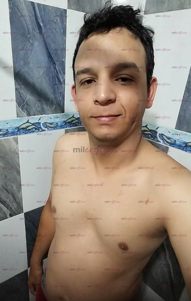 FOTOS DE DISPUESTO A HACERTE SENTIR TODA UNA MUJER EN TODO LOS SENTIDOS COMERTE AL 100%