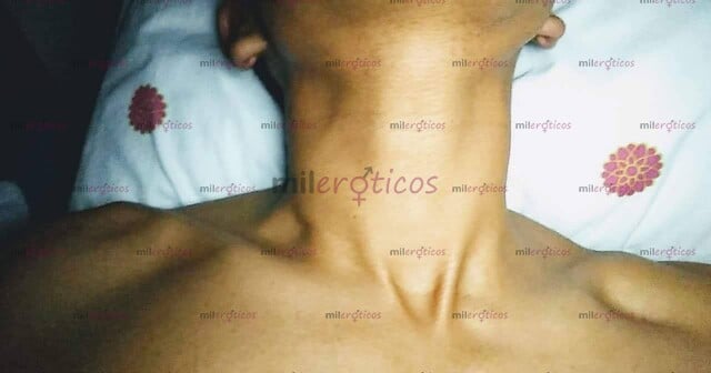 FOTOS DE DISCRETO , BUEN SEXO Y SOBRE TODO MUY COMPLACIENTE