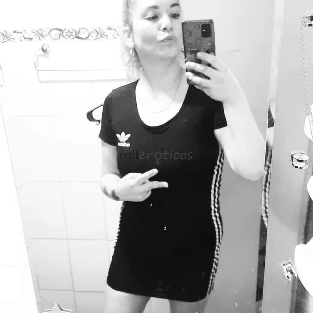 Bonito rostro de salvaje mirada y con mi maravilloso cuerpo de piel clara fino y delicado soy una chica muy guapa alegre educada y muy sensual picara...