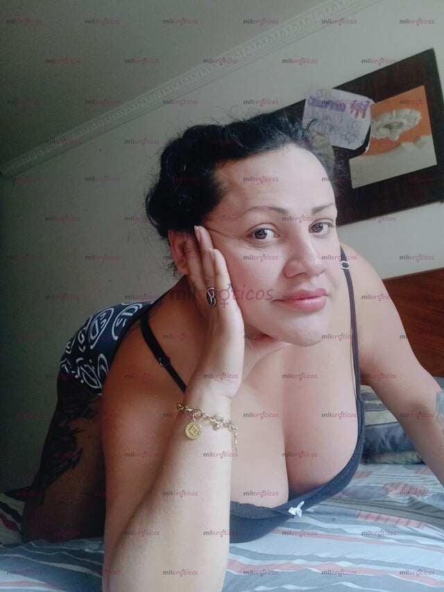 FOTOS DE SERVICIO SOLO VIRTUAL SOY ACTIVA SI QUERES CONTENIDO RICO Y MORBOSO