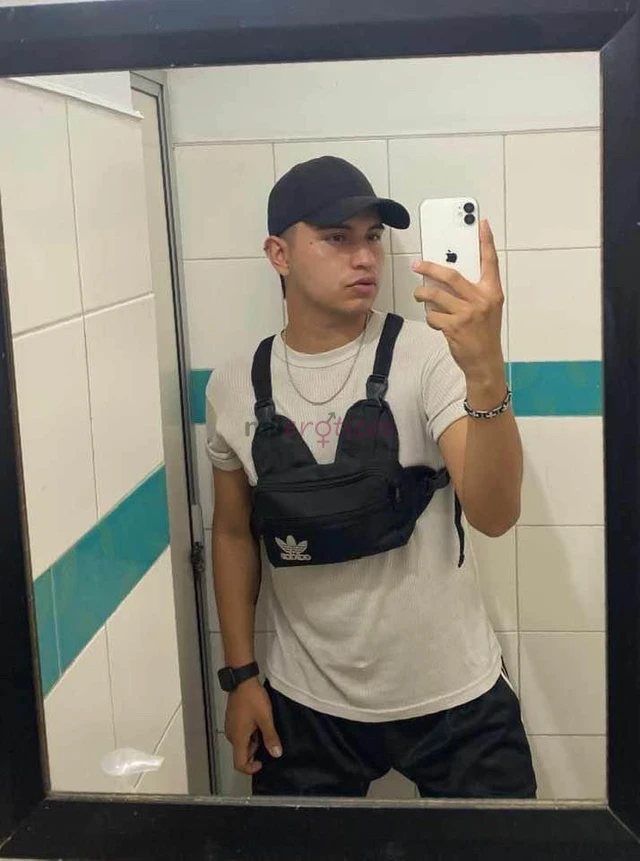 Soy amp santiago de 25 ano amp edad amp rol verts mas amp pasivo amp un amp chico amp simpatico para encuentros sexuales amp soy amp de un culito muy...