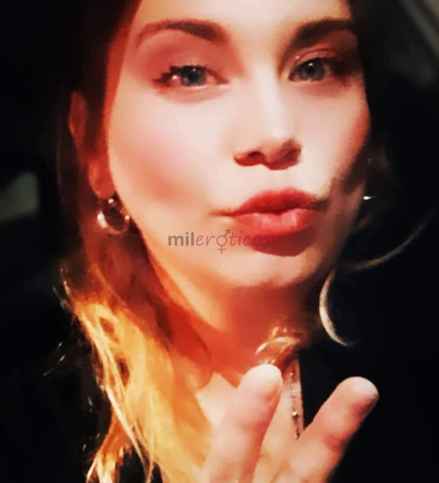 Hablame y la pasamos rico nos podemos conocer conversar y hacer cositas hago fetiches solo llamame o hablame al whatsapp soy carinosa y chilenapodemos...