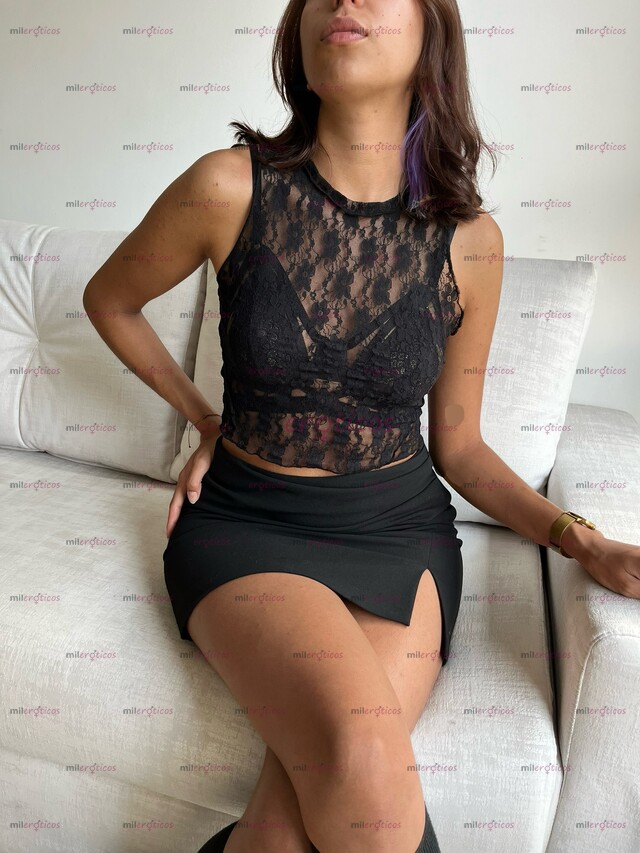 FOTOS DE MARÍA FERNANDA UNA JOVEN ALTA 180CM, VELLUDA, DE CONTEXTURA DELGADA Y REFINADA.