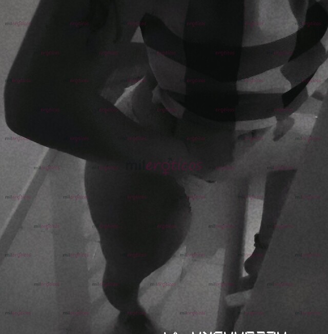 FOTOS DE PARIS, 26 BONITA DELGADA MUY CALIENTE Y COMPLACIENTE