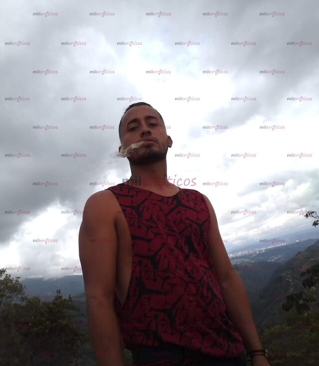 FOTOS DE HOMBRE RESERVADO FUERTE MORBOSO VERGA 21CM DISPONIBLE