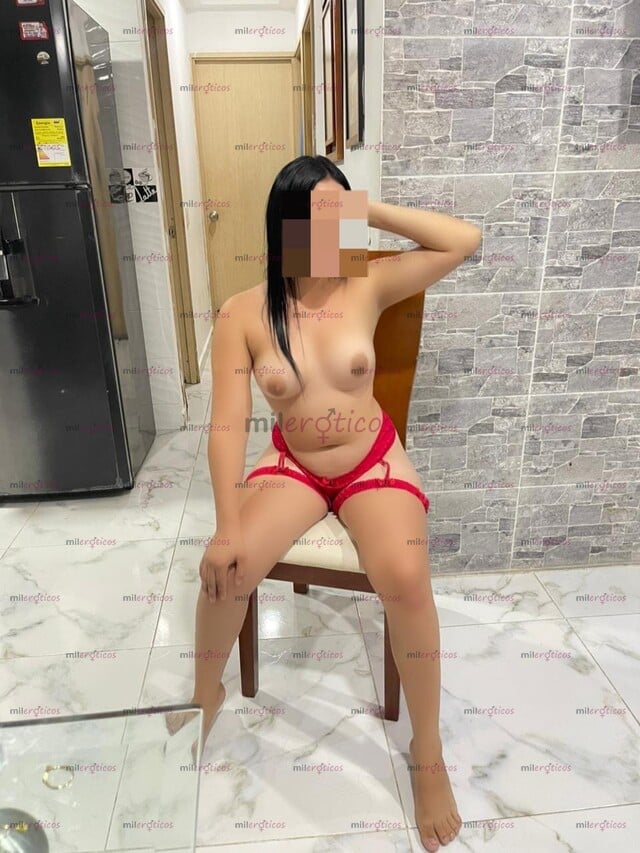 FOTOS DE STHEFANY PAISA TRAVIESA DESCOMPLICADA,DE MENTE ABIERTA DISPUESTA A TODO