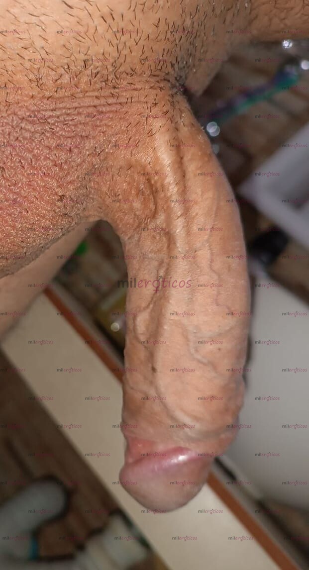 FOTOS DE CHICA FIESTERA PIEL MORENA VERACRUZA CON GRAN POLLA MUY LECHERA AL NATURAL