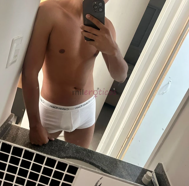 Me chamo ruan tenho 26 anos 1 88 de altura moreno claro cabelos pretos 83 kg corpo porte fisico magro 21 cm cheia de leite sou rapaz jovem ativo sem f...