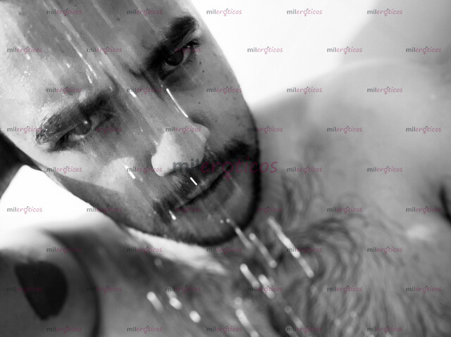 FOTOS DE SEDUCCIÓN Y SOFISTICACIÓN: TU ACOMPAÑANTE IDEAL DE 21 CM SOLO MUJERES