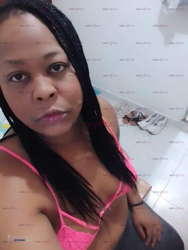 FOTOS DE MORENITA HERMOSA MUY ARDIENTE CON GANAS DE HACER BARBARIDADES