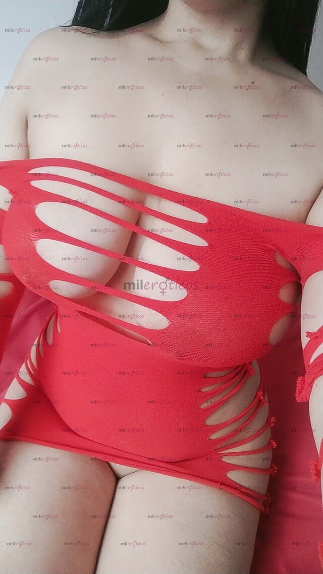 FOTOS DE JULIANA UNA CHICA MUY DESCOMPLICADA DISPUESTA A COMPLACERTE