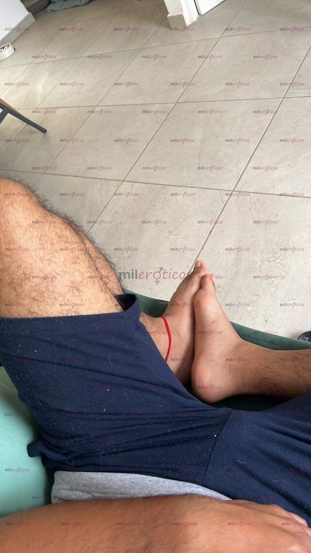 FOTOS DE PIES DE HOMBRE VEN A DSIFRUTARLOS, NO SEXO PENETRATIVO