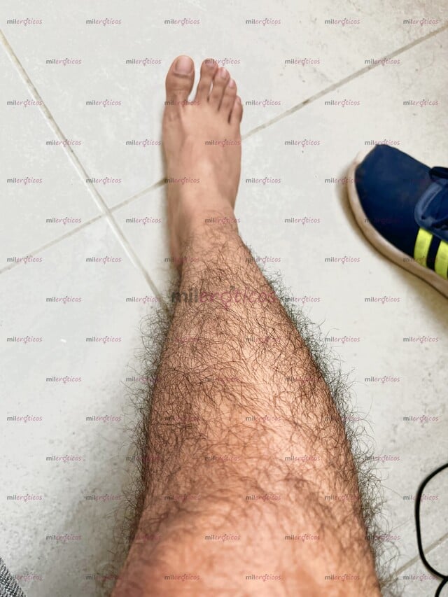 FOTOS DE PIES DE HOMBRE VEN A DSIFRUTARLOS, NO SEXO PENETRATIVO
