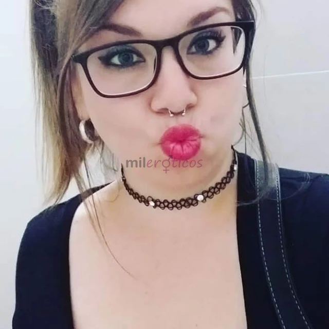 Disponible para complacerte y portarnos mal mi servicio es sin apurosno pido adelantos me puedes cancelar en efectivo y transferenciame encanta dar y...