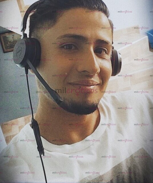FOTOS DE MORENO DISPONIBLE PARA CUMPLIR TUS FANTASIAS, SOLO MUJERES Y PAREJAS CORNUDO