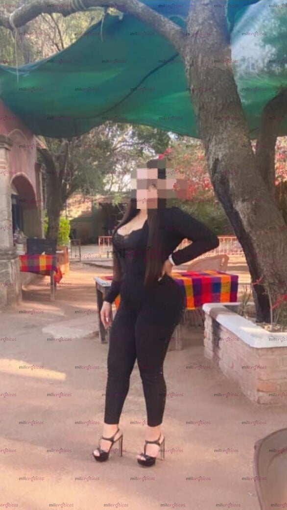 FOTOS DE PAPI TE DARE EL MEJOR TRATO, TAMBIÉN UNOS RICOS SENTONES