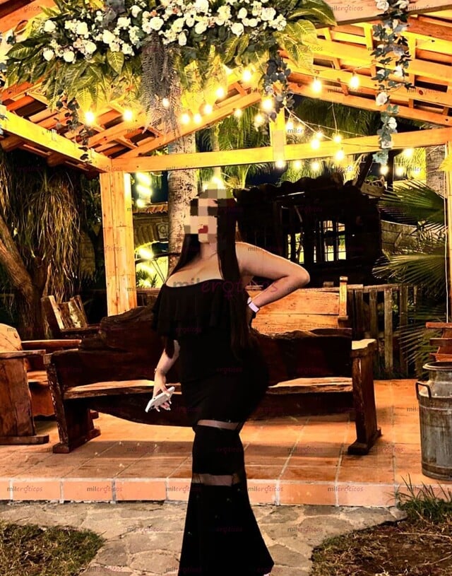 FOTOS DE PAPI TE DARE EL MEJOR TRATO, TAMBIÉN UNOS RICOS SENTONES