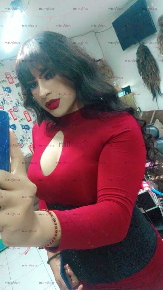 FOTOS DE MÓNICA LA CHICA QUE NECESITAS PARA PASARLA RIQUÍSIMO