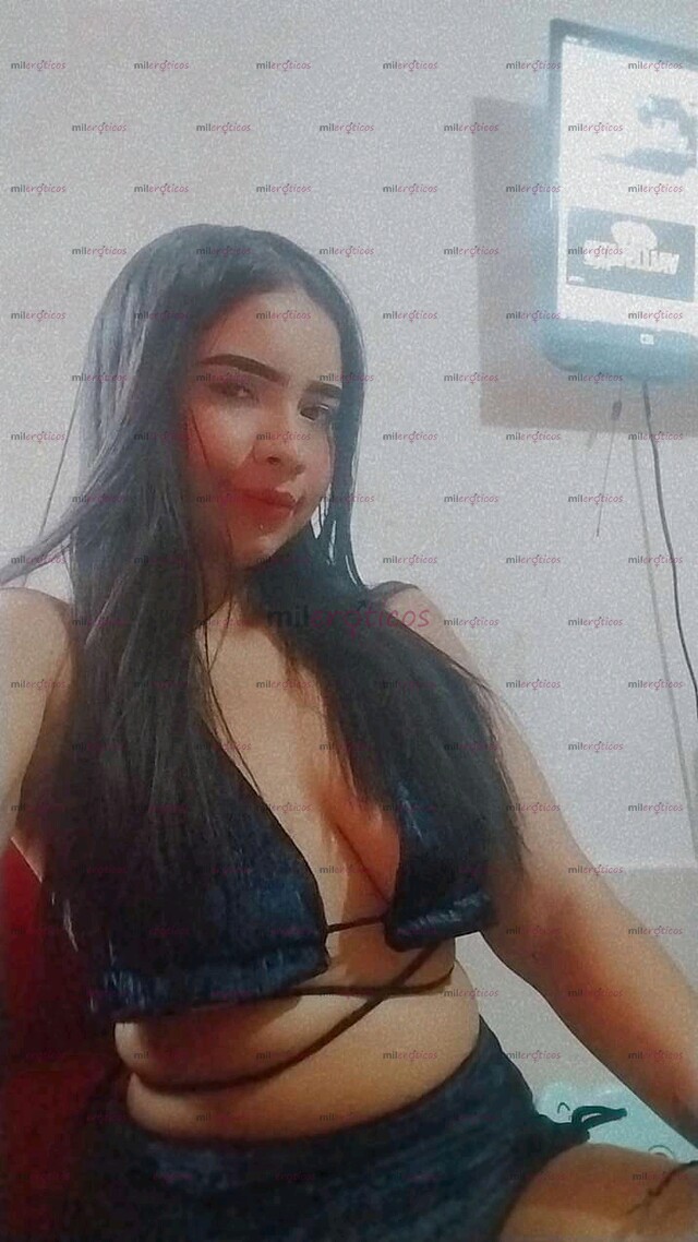 FOTOS DE ARDENTE Y EXTROVERTIDA UNIVERSITARIA DISPUESTA A DARTE EL MEJOR SEXO