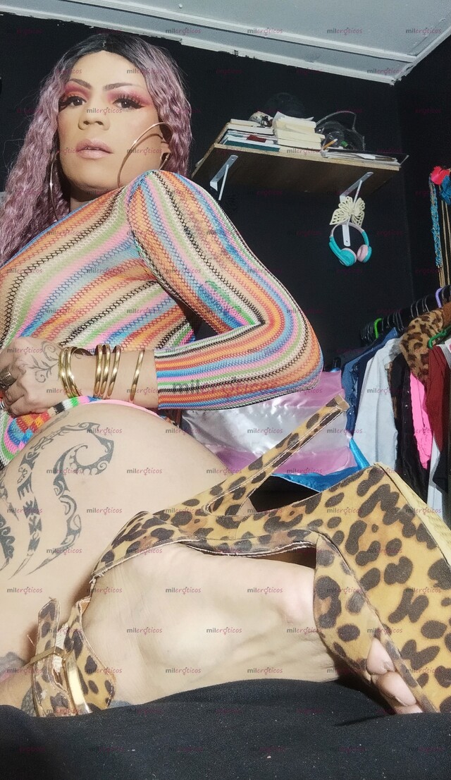 FOTOS DE ENTREGADA ALA PASION MAMADORA EXTREMA ADICTA ALA LECHE Y ALA VERGA