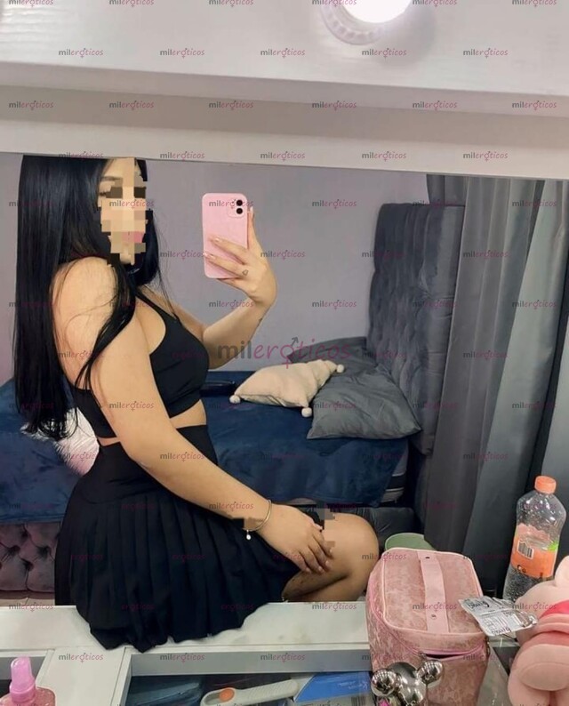 FOTOS DE SOY UNA CHICA PETIT SÚPER COMPLACIENTE NIÑA BIEN