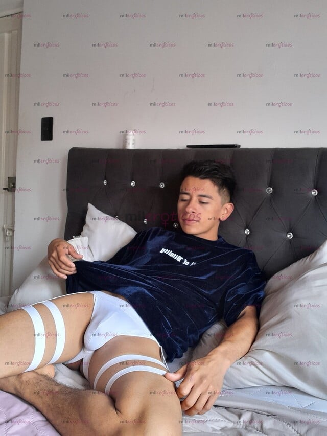 FOTOS DE POLLITO SEXY, VERSATIL, 19 CM, CULITO AGUANTADOR. CON SITIO COMODO Y DISCRETO.