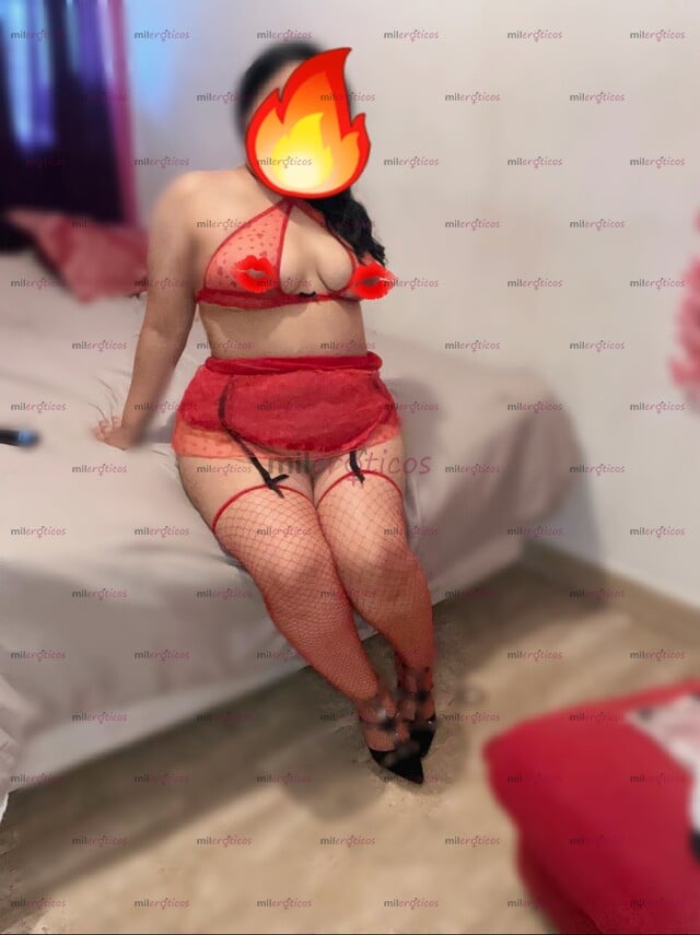 FOTOS DE STEFANNY UNA LINDA DAMITA SEXYCURVI DE BONITA CARA Y CUERPO SÚPER BUENA OND