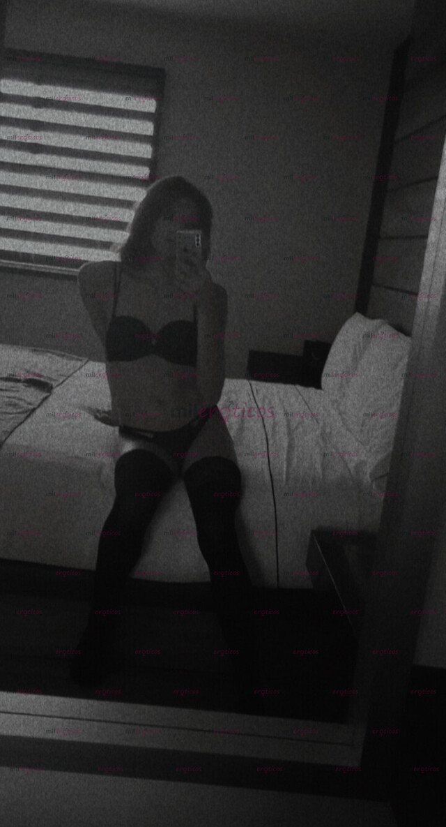 FOTOS DE ROUSE CHICA UNIVERSITARIA BLANQUITA PELIRROJA Y CACHONDA PARA TI