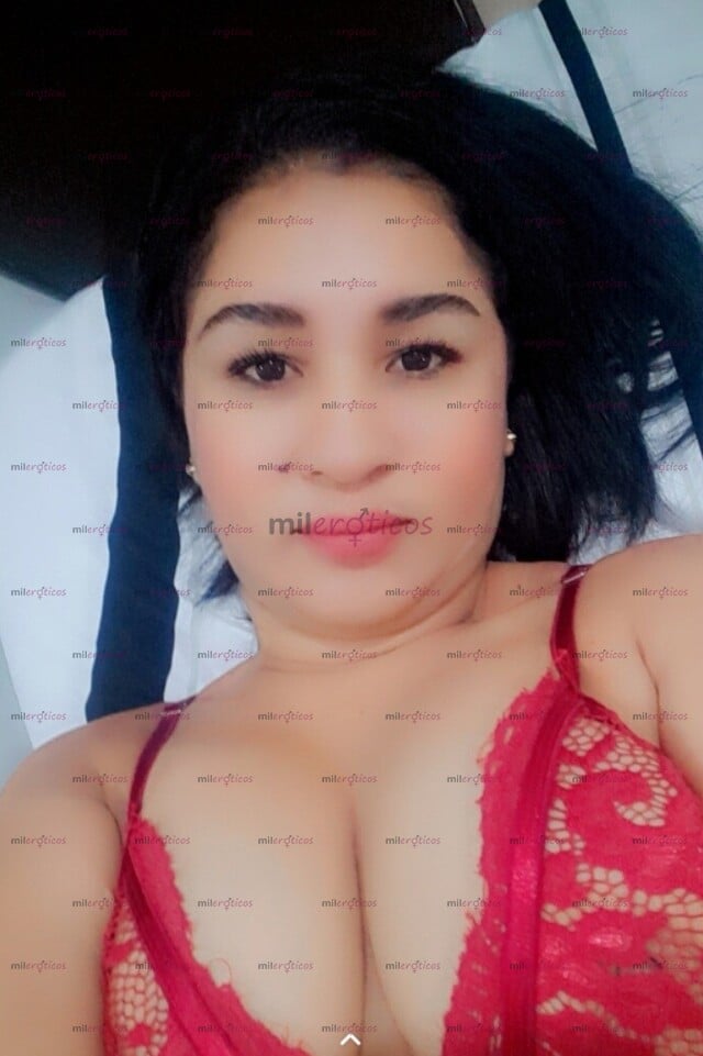 FOTOS DE RICA MUÑEKITA DIOSA DEL ORAL Y ANAL BIEN APRETADITO. VEN A DISFRUTAR BEBE