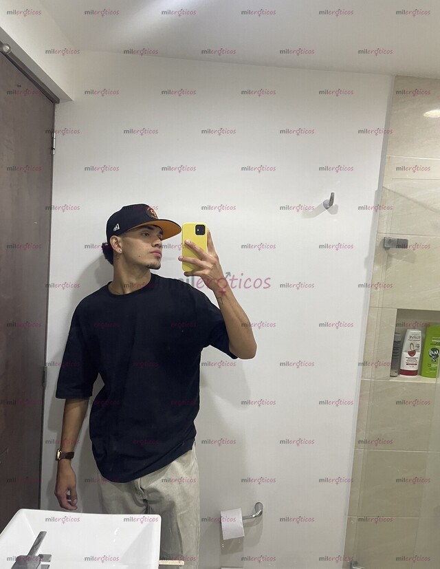 FOTOS DE ALEX MARIN, SERIO, COMPLACIENTE, VERGON 24 CM, CONVERSADOR, HOT.