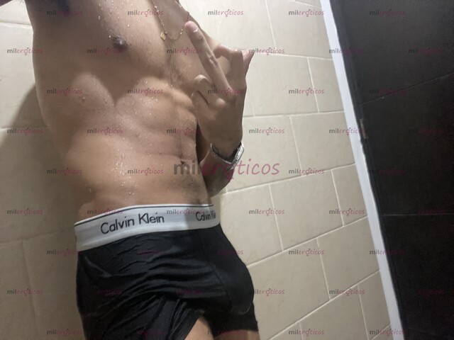 FOTOS DE ALEX MARIN, SERIO, COMPLACIENTE, VERGON 24 CM, CONVERSADOR, HOT.