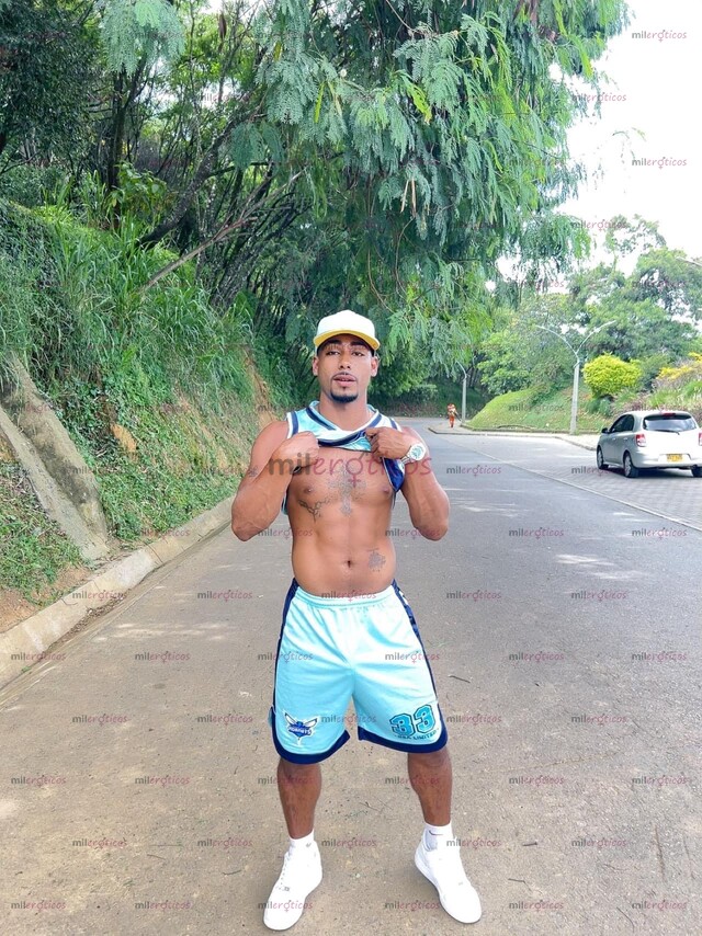 FOTOS DE PARCERO MORBOSO ARRECHO Y CONELON DE CULOS TRAGONES UBICADO EN MEDELLIN