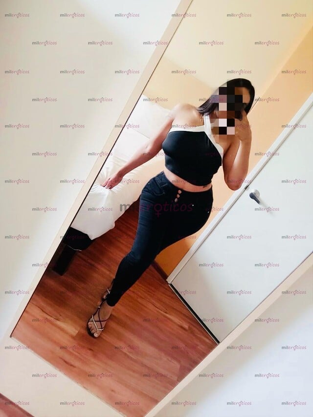 FOTOS DE MAMITA RICA TE DARÉ UNAS RICAS CHUPADAS Y UNA RUSAS CON MIS GRANDES TETAS !!!!