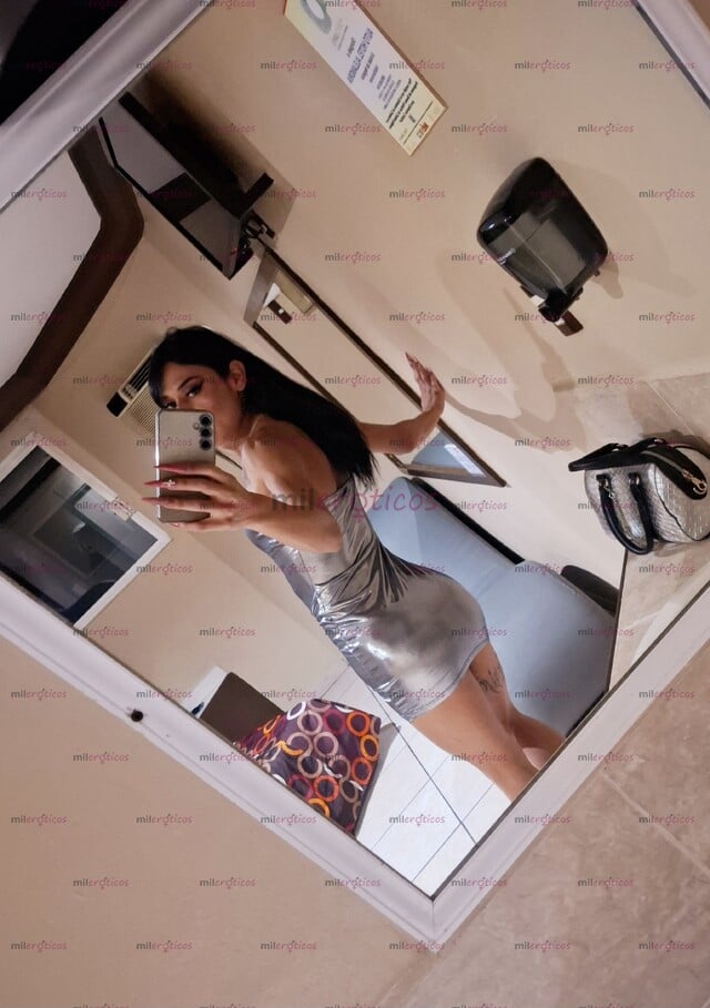 FOTOS DE YA LLEGO TU MUÑEQUITA, FLAQUITA, SEXY AGO TODO RICO Q MAS QUIERES PAPI
