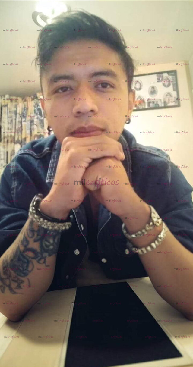 FOTOS DE EXCELENTE AMANTE Y CUMPLIDOR DE FANTASIAS