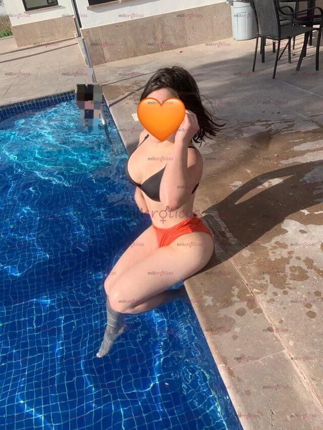 FOTOS DE BRISA: SAL DE LA RUTINA Y DEGATE CONSENTIR POR ESTA BELLA Y JOVEN DAMA.