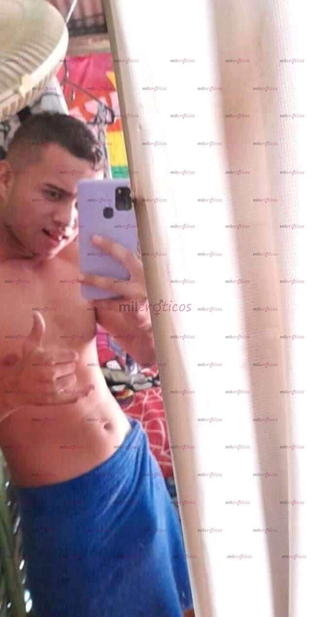 FOTOS DE CHICO DESCOMPLICADO DISPUESTO A CUMPLIR UNO DE TUS FETICHES