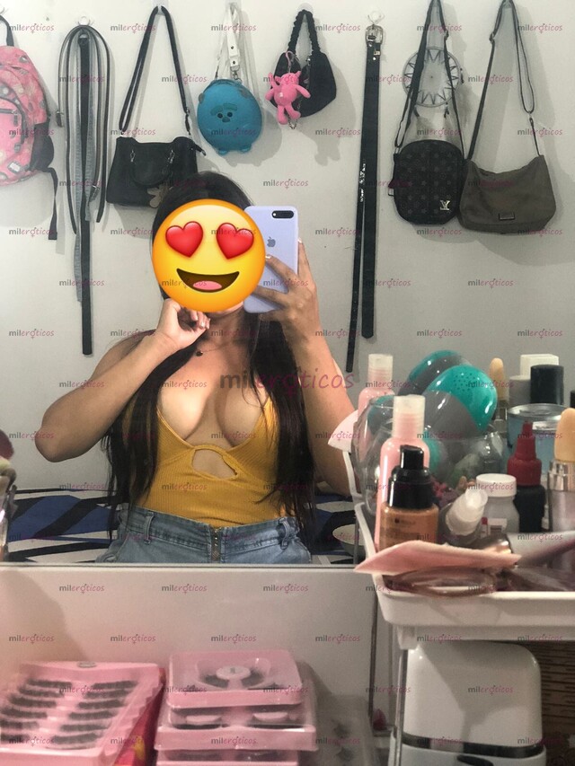 FOTOS DE SOY DANIELA TETONCITA NATURAL SIN HIJOS ME GUSTA EL ORAL AL NATURAL Y BESOS CON