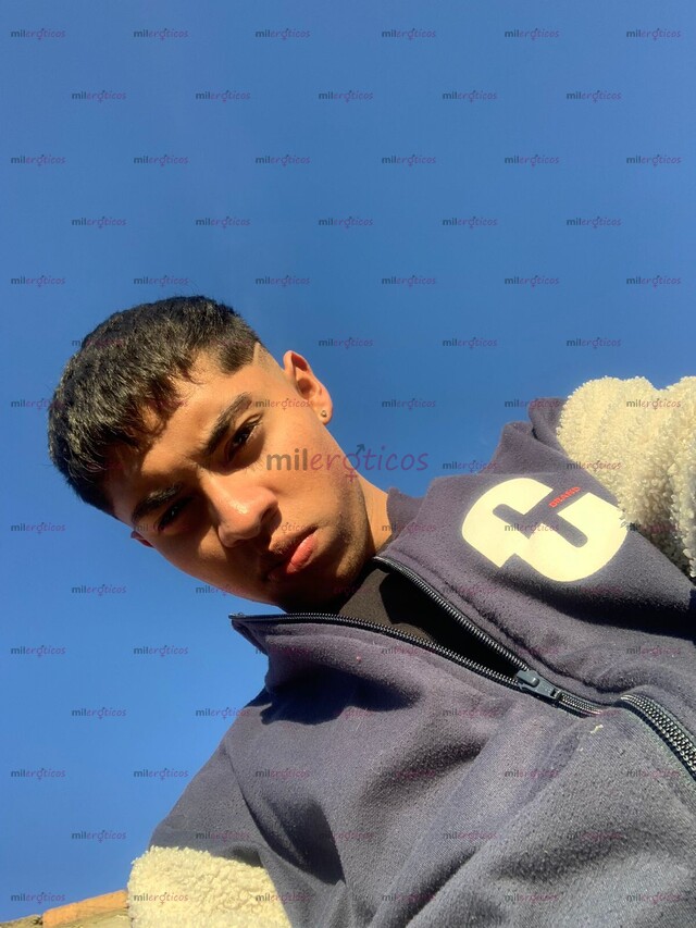 FOTOS DE JOVEN VERSÁTIL MUY ARRECHO COMPLACIENTE 3134345524