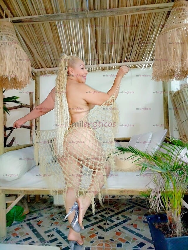 FOTOS DE DE NUEVO EN QUILLA LA REINA DEL ANAL VEN PAPI DAME RICO POR ESE CULO