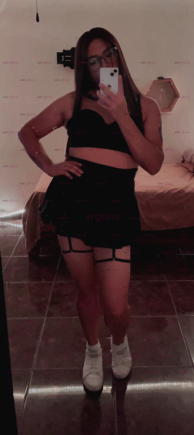 FOTOS DE DISPONIBLE ACCESIBLE PARA TUS DESEOS Y FETICHES PAPI SÓLO PARA HOMBRES ROBUSTOS