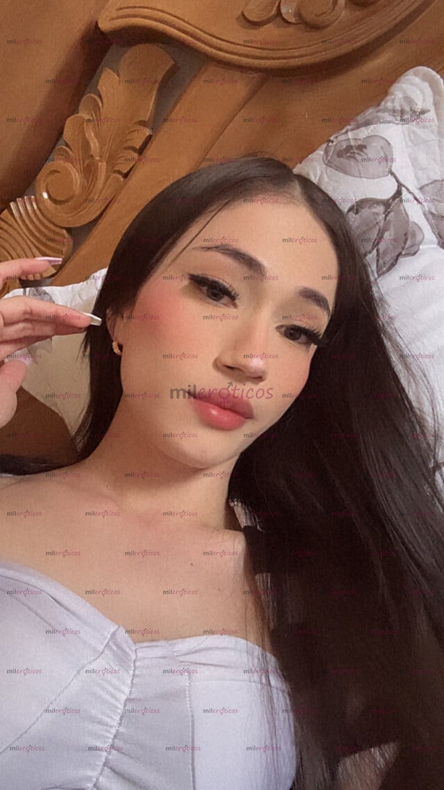 FOTOS DE CONOCE EL PLACER Y DISFRUTA UNA VERDADERA NIÑA TRANS CON TODOS LOS JUGUETES 100%