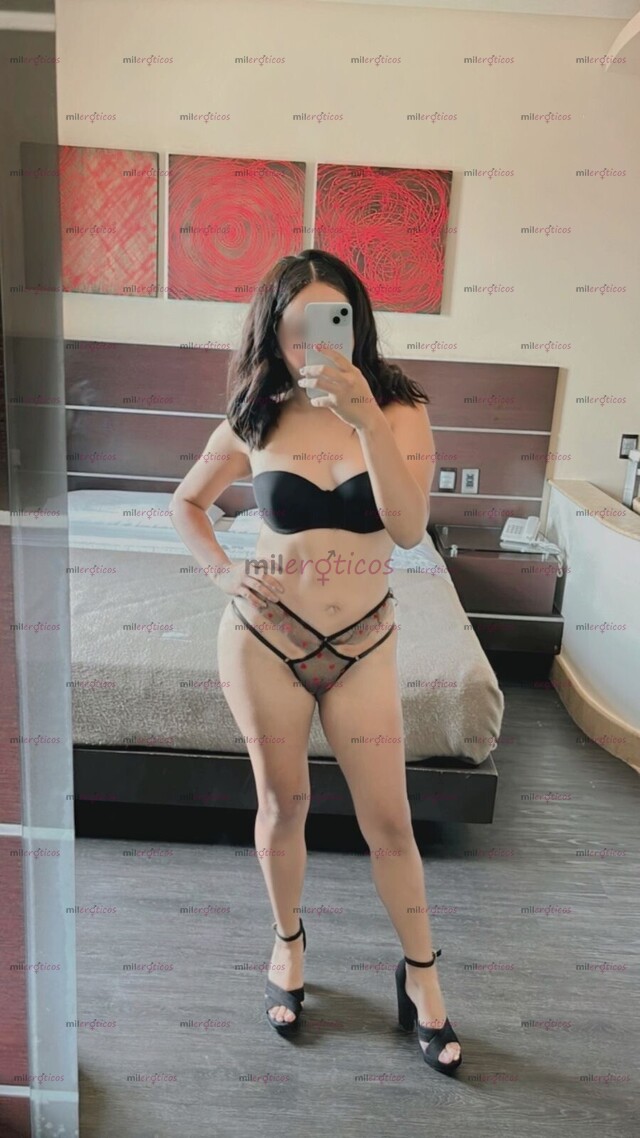 FOTOS DE XIMENA SEXY CHICA CON RICAS CURVAS ADICTA AL SEXO