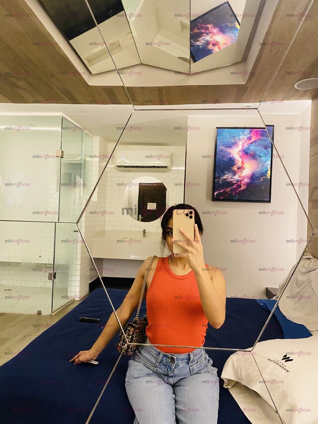 FOTOS DE BELLA DISPONIBLE PARA TI ,PETTITE 22AÑOS